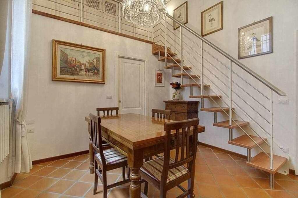 Apartamento Santa Croce Elegant With Garage Florencia Exterior foto