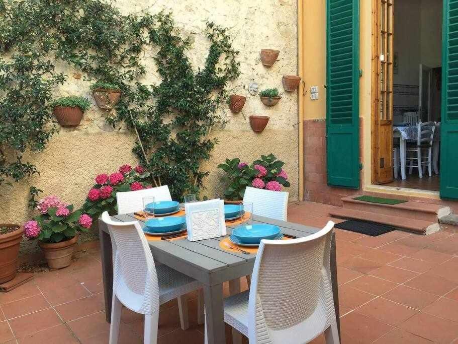 Apartamento Santa Croce Elegant With Garage Florencia Exterior foto