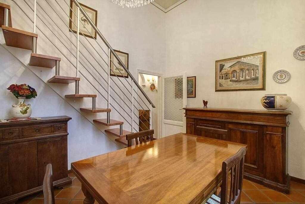 Apartamento Santa Croce Elegant With Garage Florencia Exterior foto