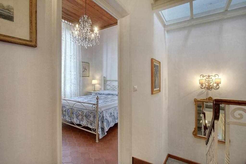 Apartamento Santa Croce Elegant With Garage Florencia Exterior foto