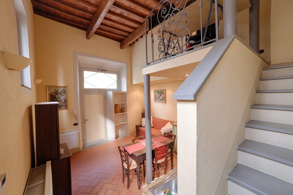 Apartamento Santa Croce Elegant With Garage Florencia Exterior foto